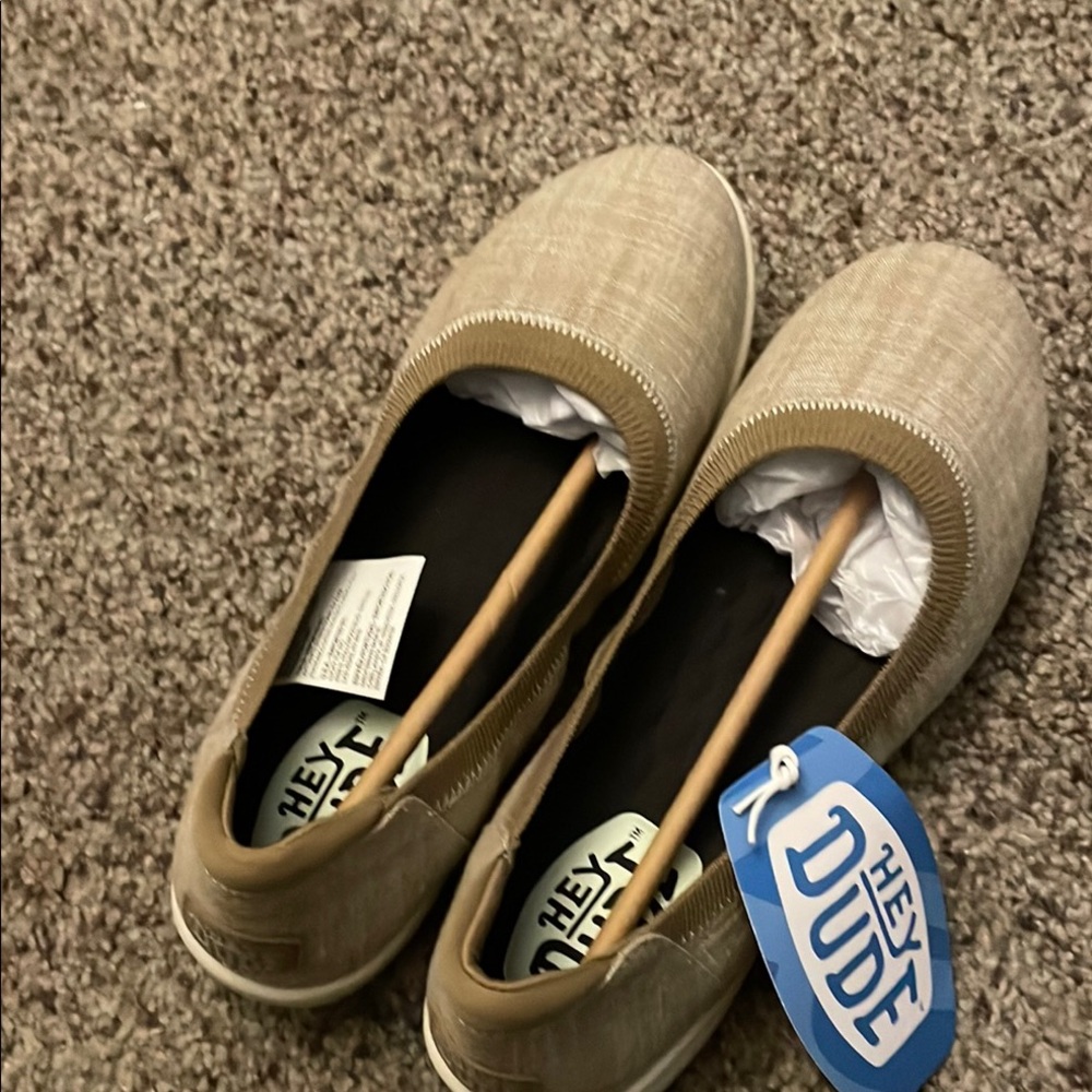 NWT Hey Dude Savannah Tan Flats